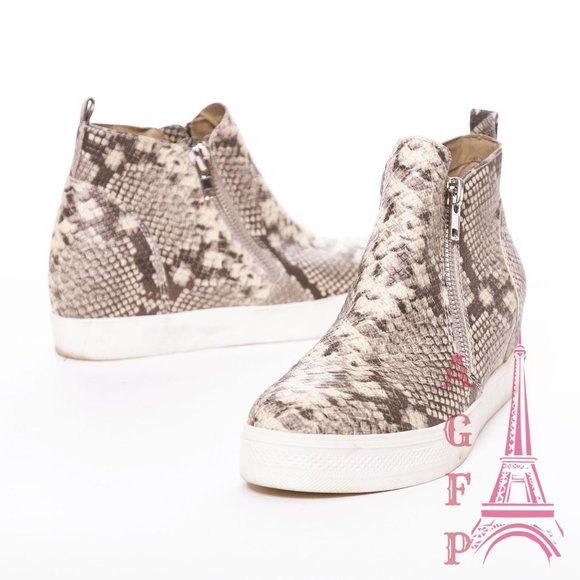 Steve Madden Shoes - Steve Madden wedge snakeskin platform sneakers
